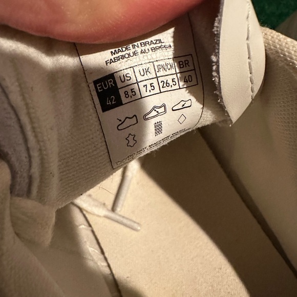 Men’s Veja V-12 Marsala Nautico Sneakers - Picture 7 of 7